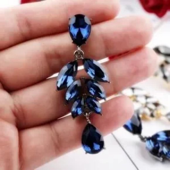 Simple Classic Navy Blue Crystal Chandelier Earrings Prom Pageant Cocktail Party - Picture 3 of 3